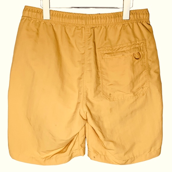 Uniqlo Men’s swim trunks size 30/33 - Picture 2 of 7